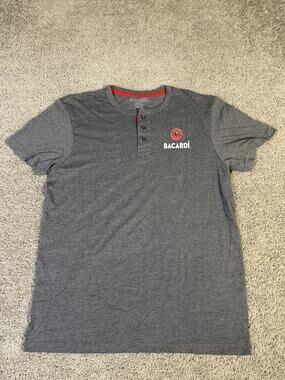 Bacardi Shirt Mens L Gray Henley Short Sleeve Logo Tagless Jersey Lightweight